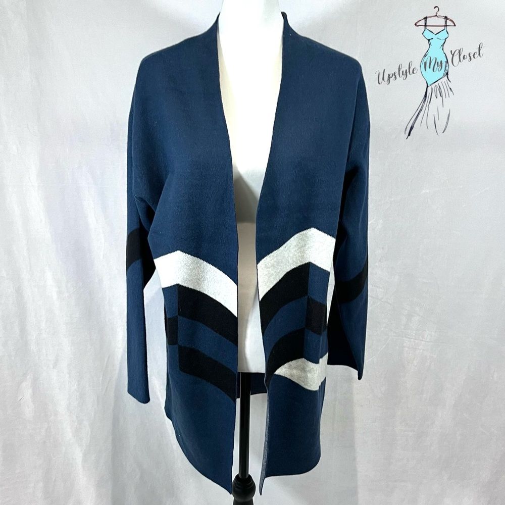 Autumn Skye Blue Black And White Knit Cardigan Sweater Size Large Nwt